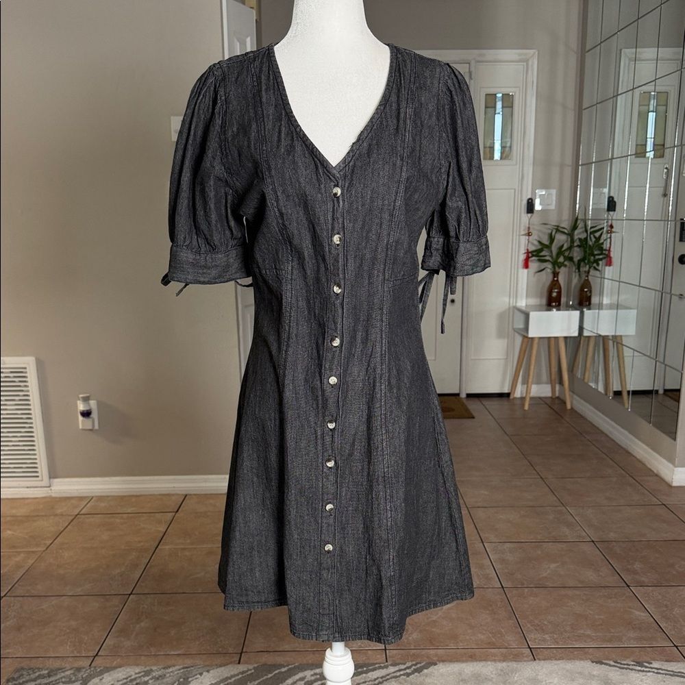 Elegant Black Button-Down Denim Dress